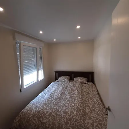 Apartment Modern Huge Appartement, Just 100 M From The