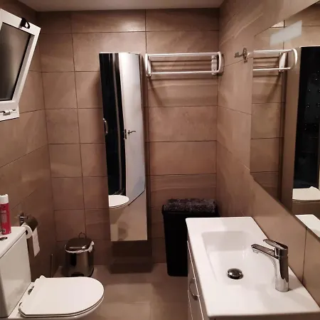 Apartment Modern Huge Appartement, Just 100 M From The