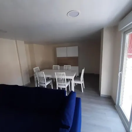 Modern Huge Appartement, Just 100 M From The Apartment *